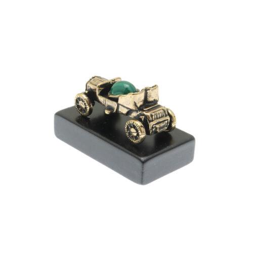 Elegant Car with Malachite - Image 5